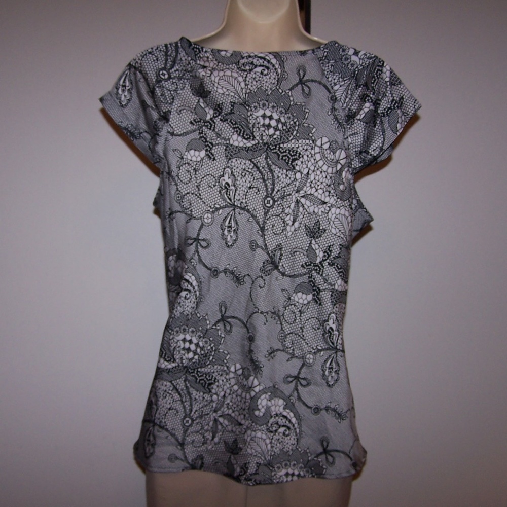 Worthington Ruffled Blouse Size Large - Picture 3 of 3